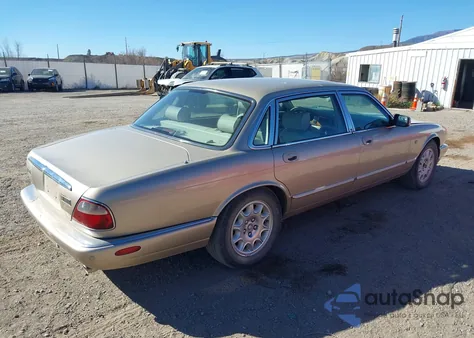 2001 Jaguar Xj8 L z USA, uszkodzony, nr VIN SAJDA23C41LF29858